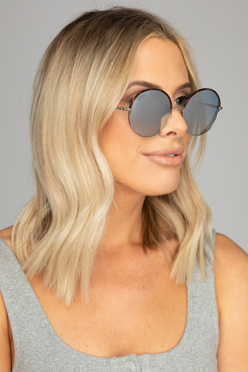 farrah-round-metal-sunglasses-blue Buddy Love - Sophia's Style-Farrah Round Metal Sunglasses - Blue-Blue--1